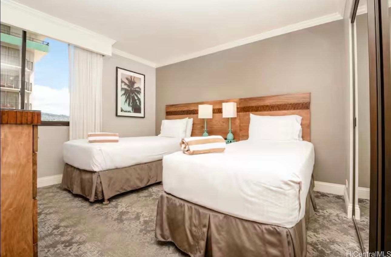 2470 Kalakaua Avenue 1604