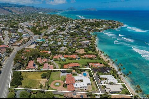 Photo of 3735 Diamond Head Road, Honolulu, HI 96816 (MLS # 202520629)