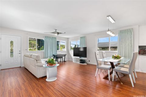 99-682 Kaulainahee Place Aiea HI 96701