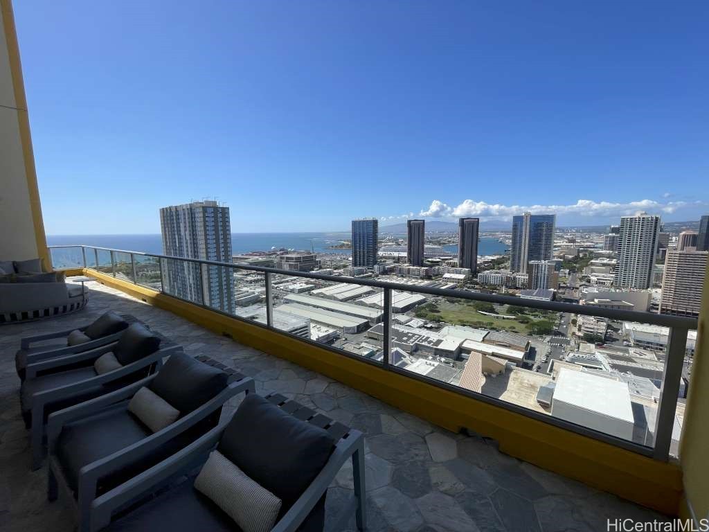 988 Halekauwila Residential Lease