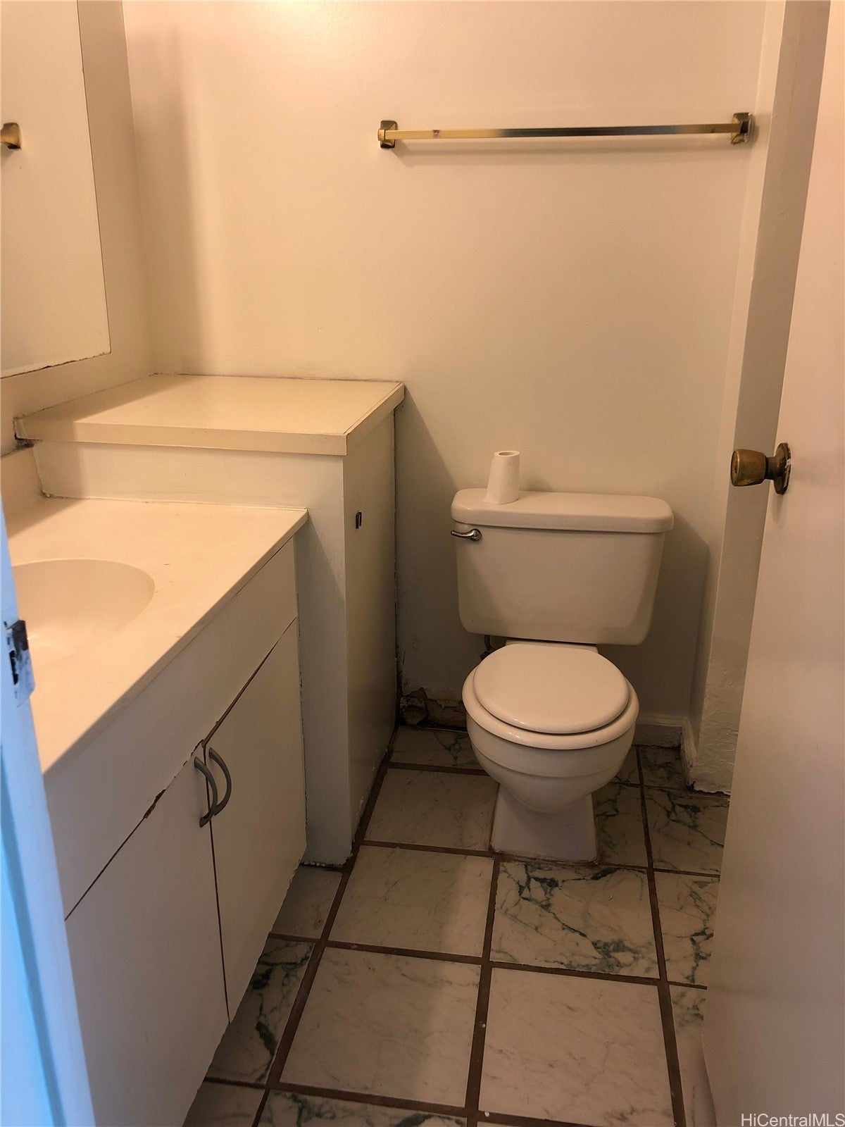 85-175 Farrington Highway C140