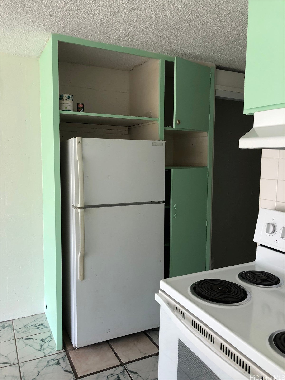 85-175 Farrington Highway C140