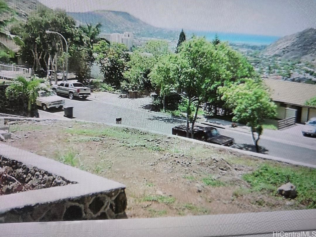 869 Nana Honua Street