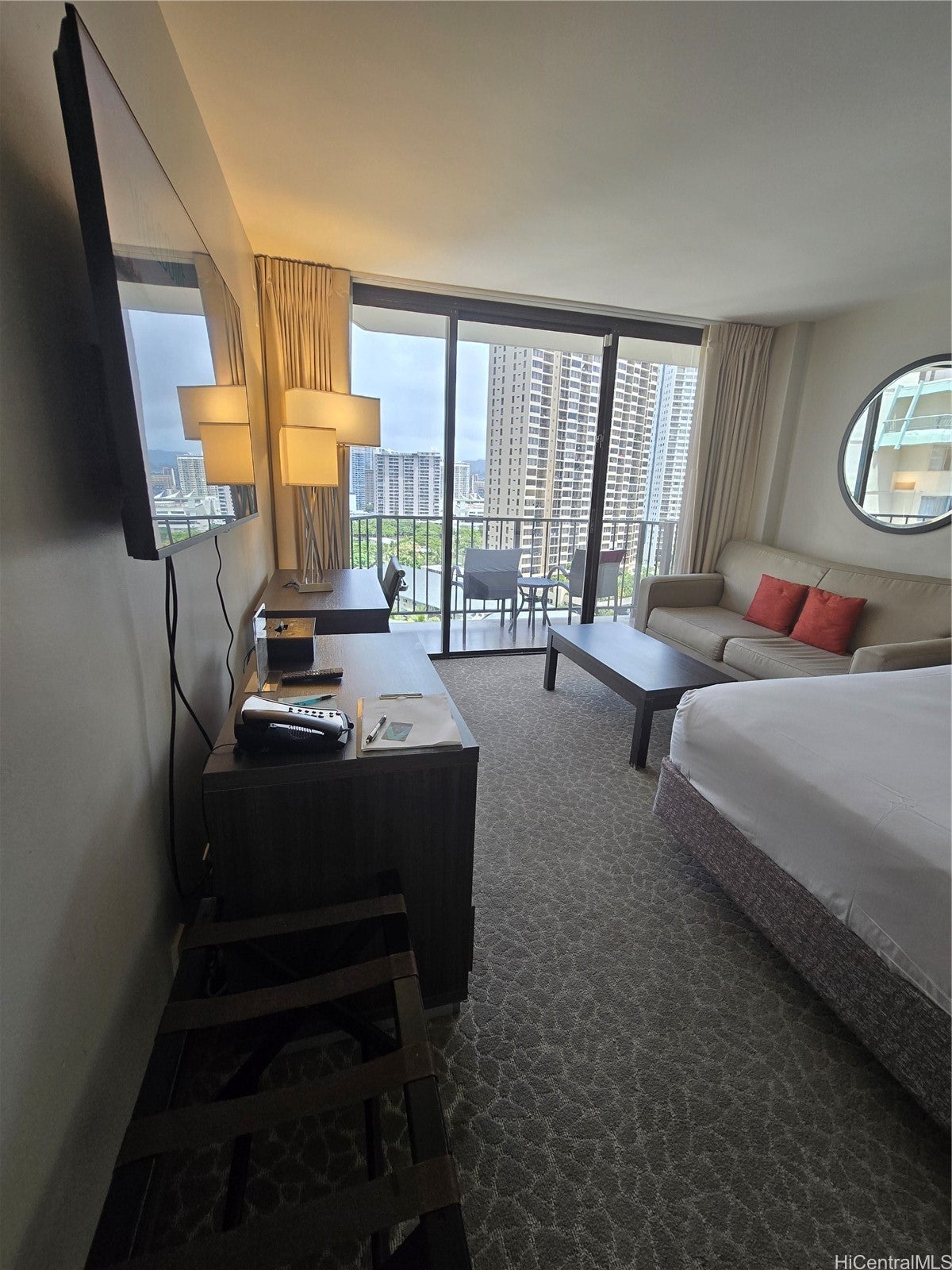 1850 Ala Moana Boulevard 1011