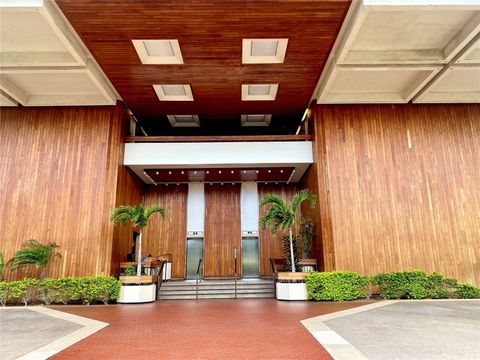 Photo of 250 Kawaihae Street #1B, Honolulu, HI 96825 (MLS # 202517130)