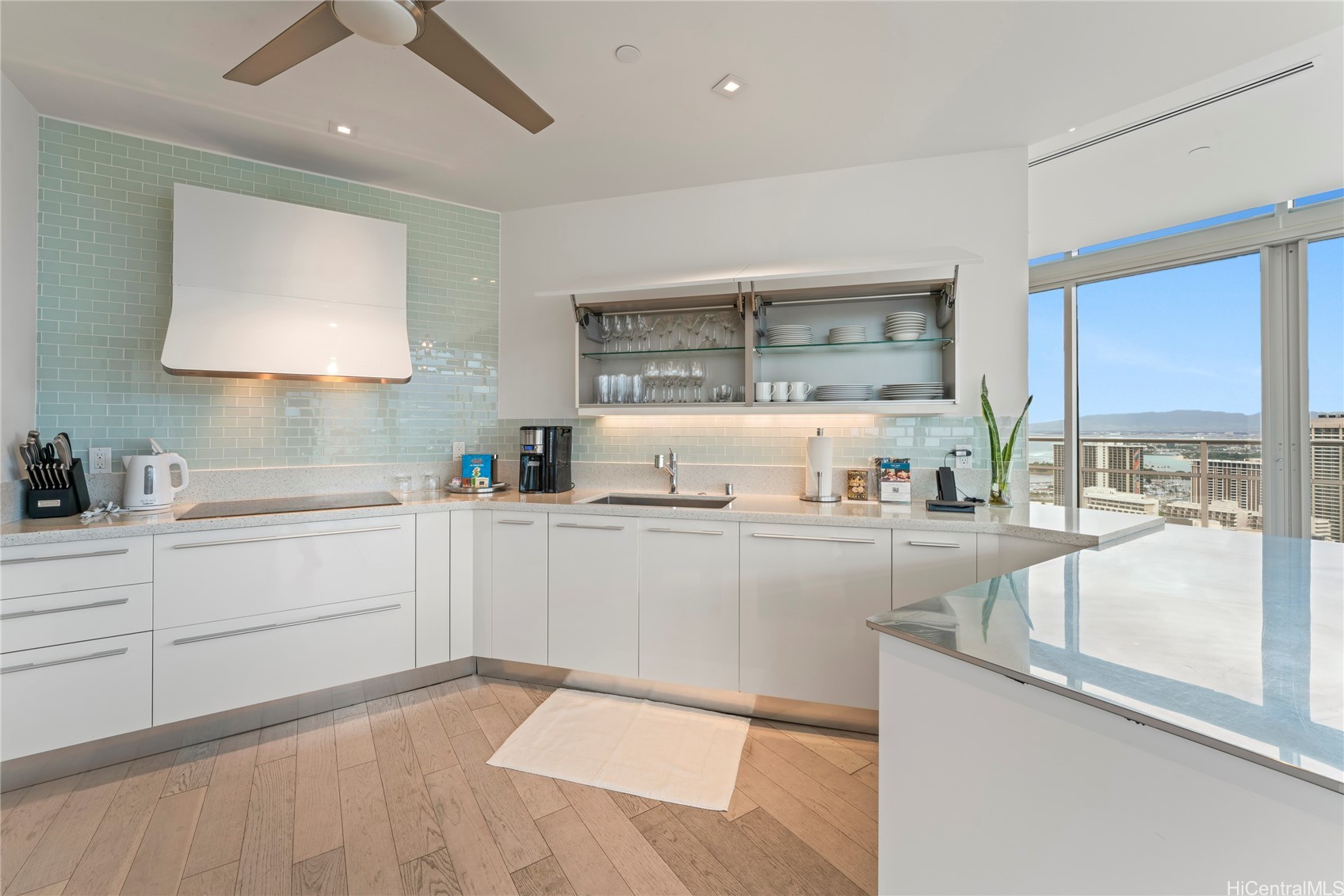 223 Saratoga Road 3801(Penthouse A)