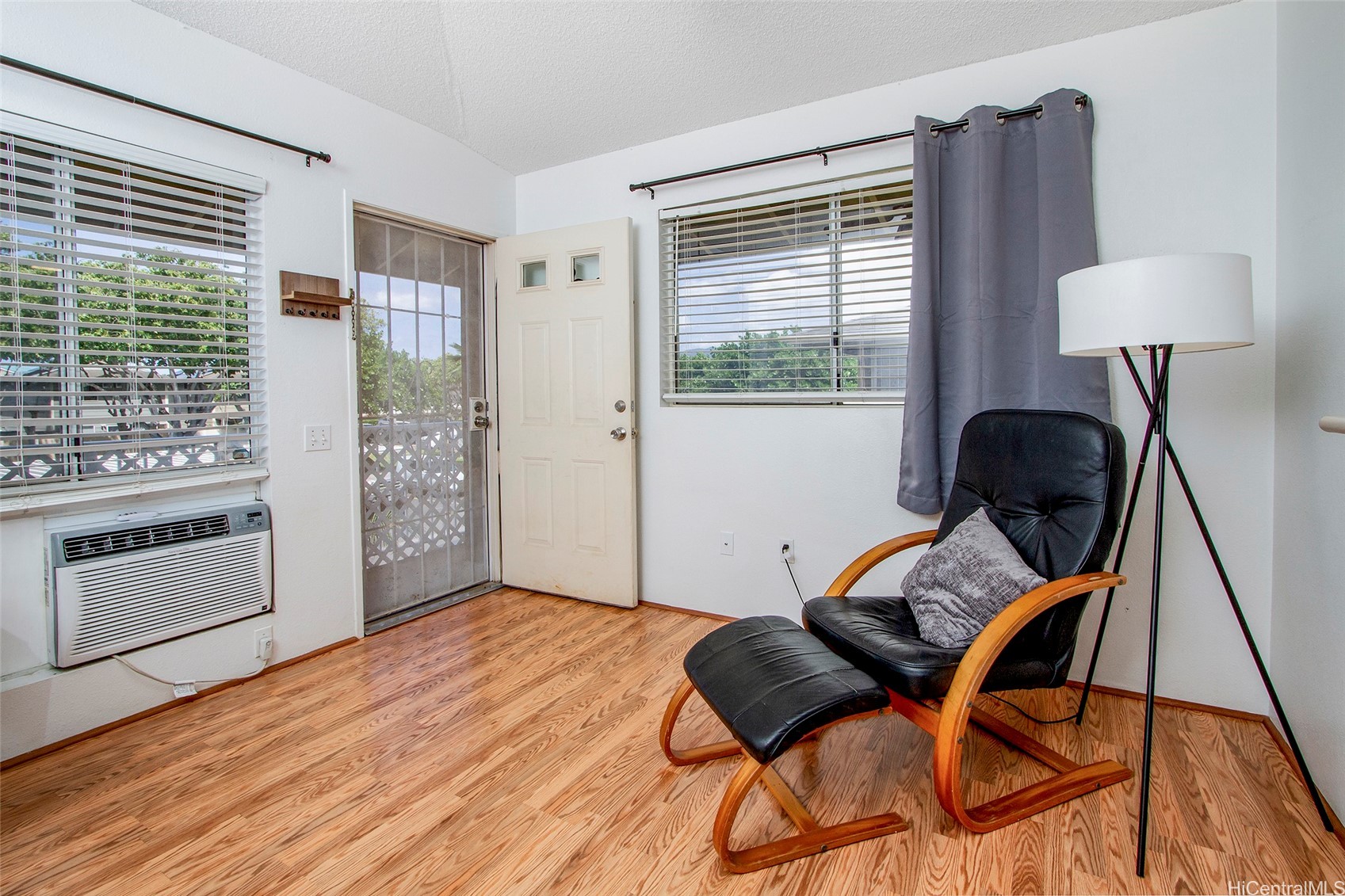 91-1037 Laulauna Street 6E