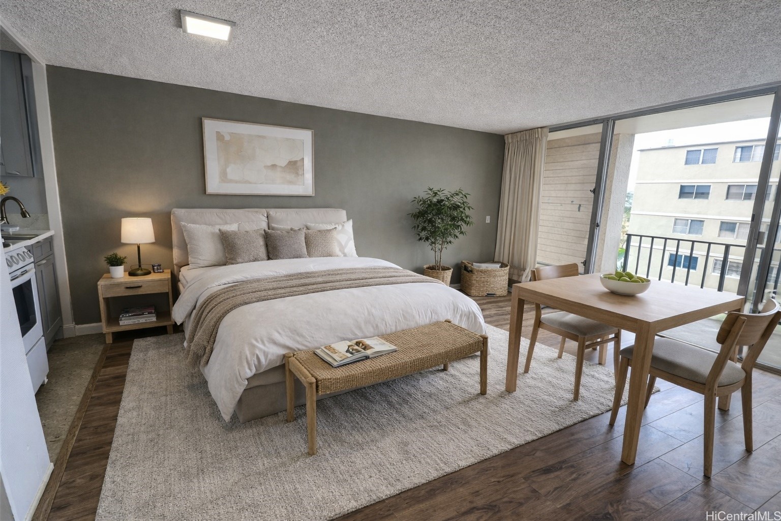 2345 Ala Wai Boulevard 1015