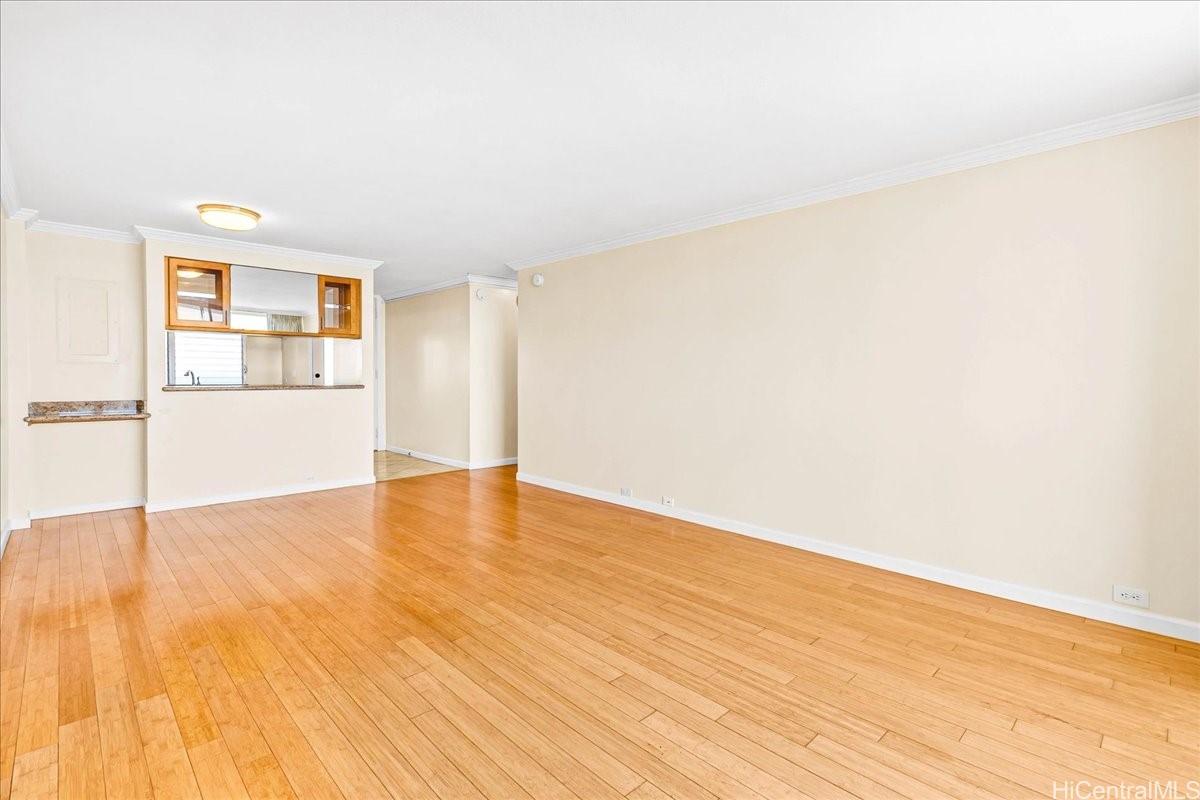 1212 Punahou Street 2005