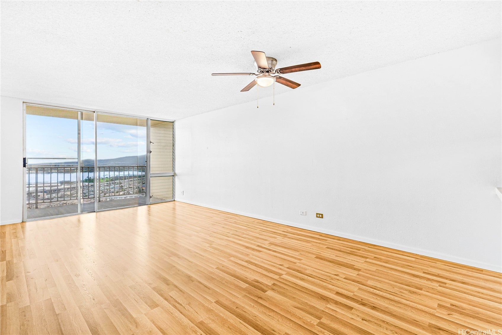 98-099 Uao Place 2208