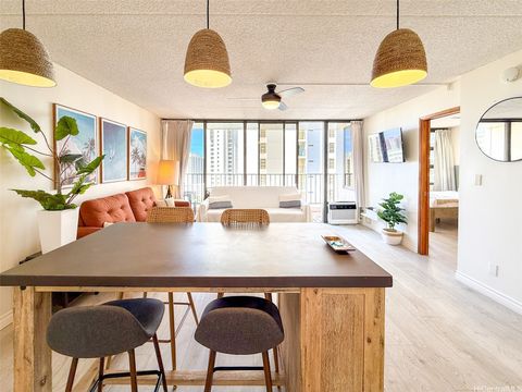 Photo of 201 Ohua Avenue #2106-T2, Honolulu, HI 96815 (MLS # 202610025)