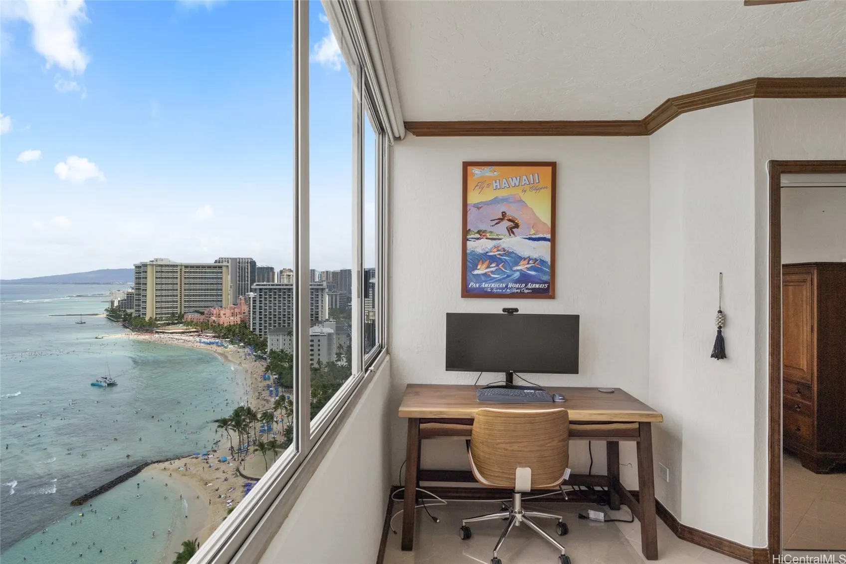 Honolulu, Hawaii 96815, United States, 3 Bedrooms Bedrooms, ,4 BathroomsBathrooms,Residential,Active,189465