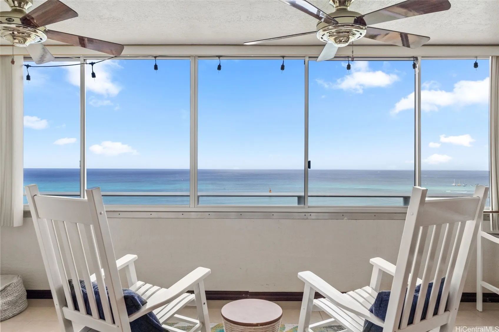 Honolulu, Hawaii 96815, United States, 3 Bedrooms Bedrooms, ,4 BathroomsBathrooms,Residential,Active,189465