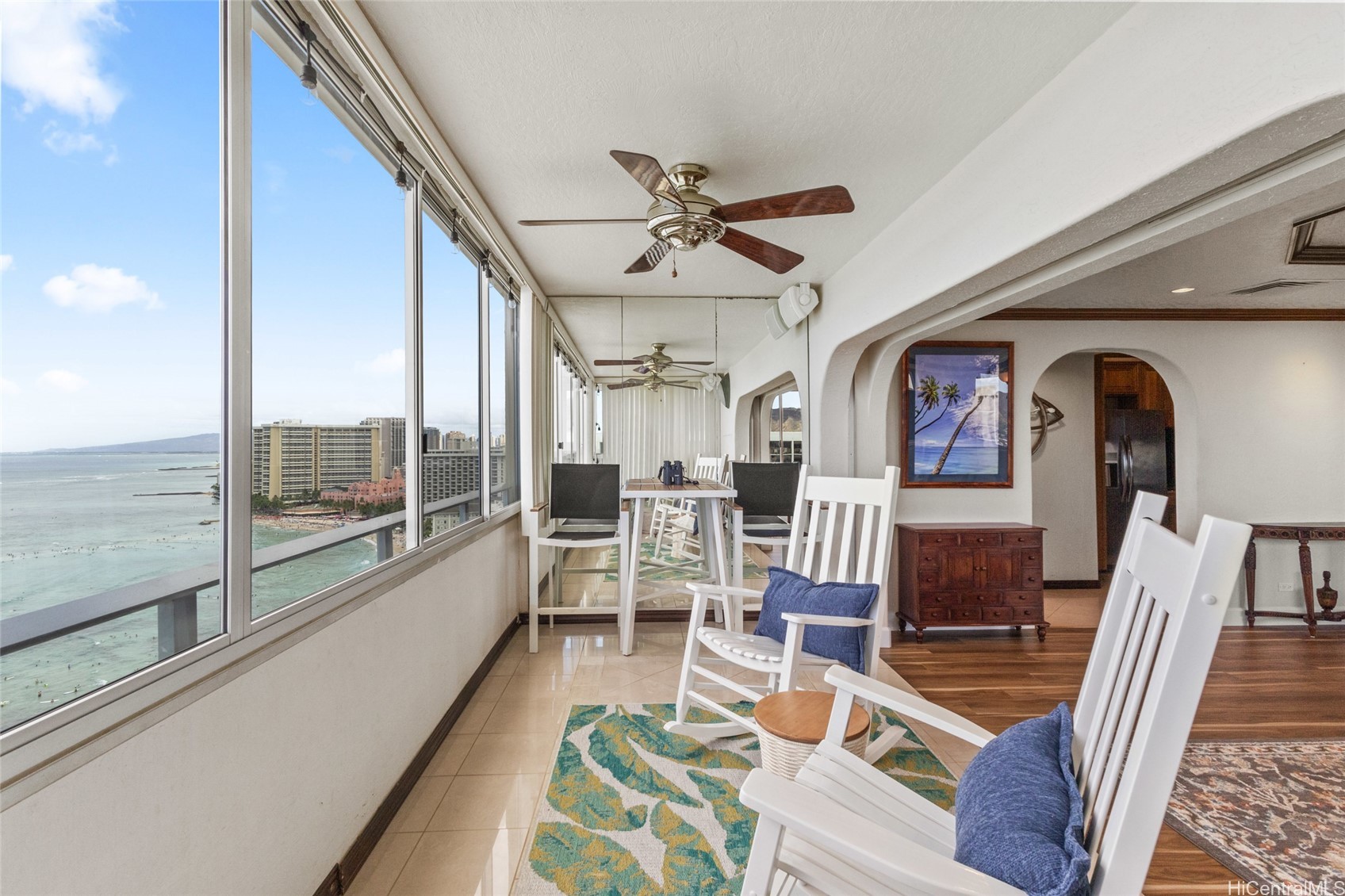 2500 Kalakaua Avenue 2501