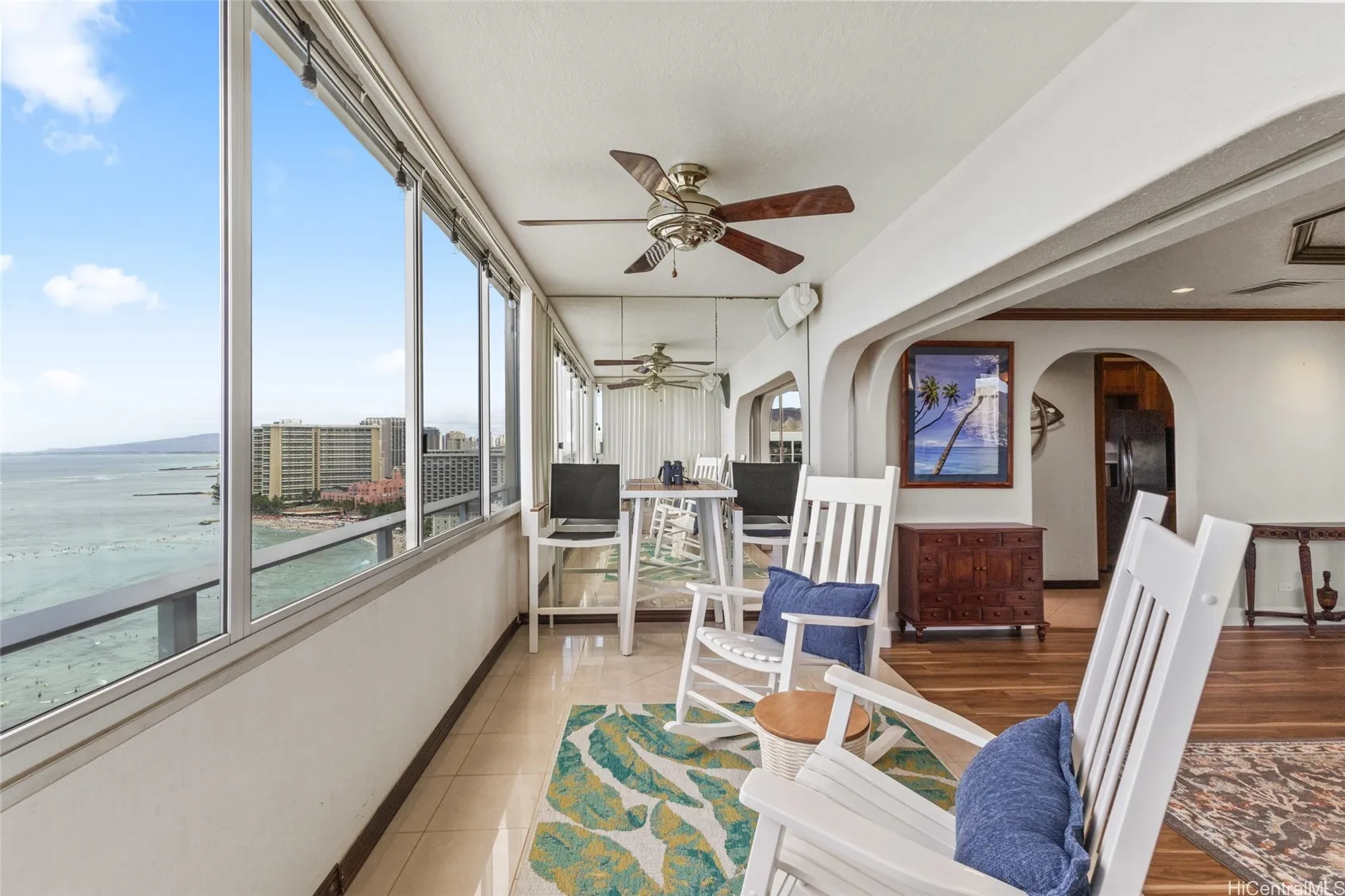 Honolulu, Hawaii 96815, United States, 3 Bedrooms Bedrooms, ,4 BathroomsBathrooms,Residential,Active,189465