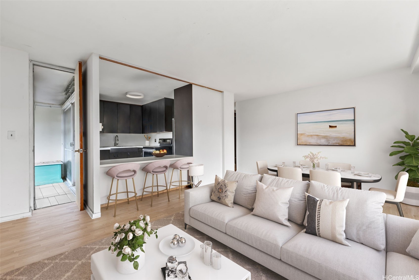 1519 Nuuanu Avenue 947