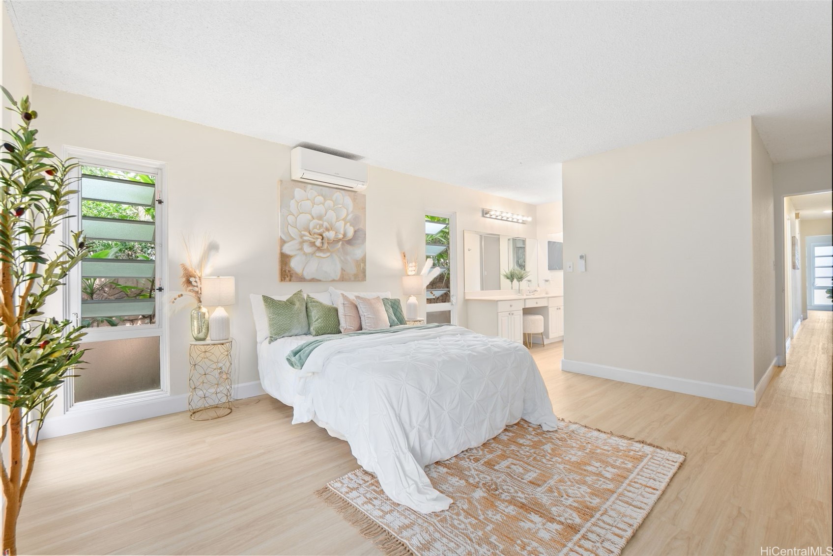 98-1646 Kiawe Street