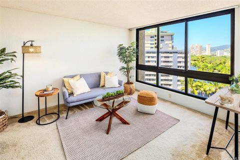 300 Wai Nani Way II1014-King Tower Honolulu HI 96815