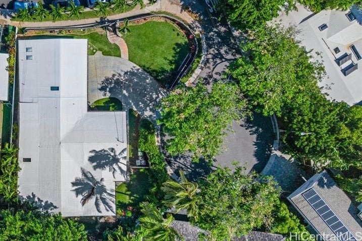 151 Alala Road
