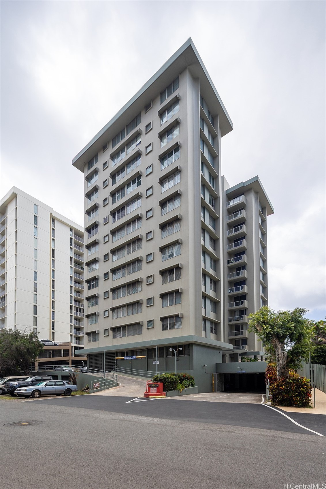 Hono Hale Towers Residential Lease