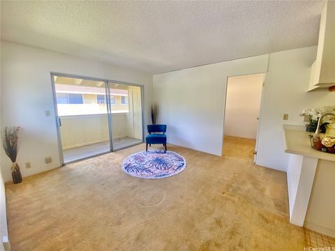 94-1004 Kaukahi Place K7 Waipahu HI 96797