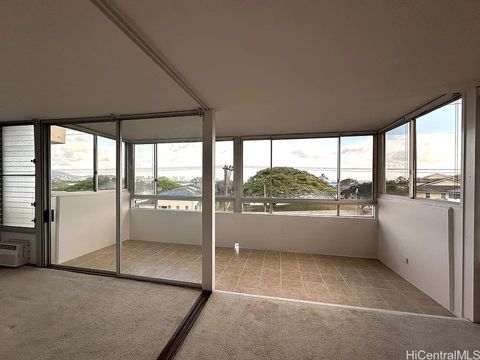 Photo of 1015 Napunani Street #401, Honolulu, HI 96818 (MLS # 202610434)