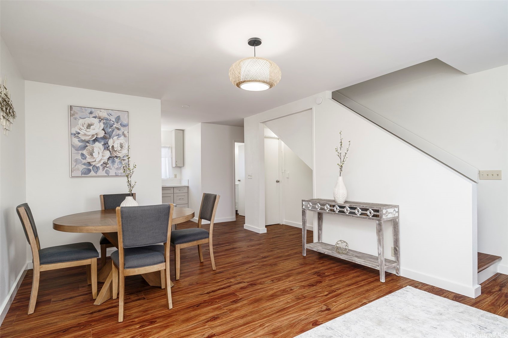 86-205 Moelua Street