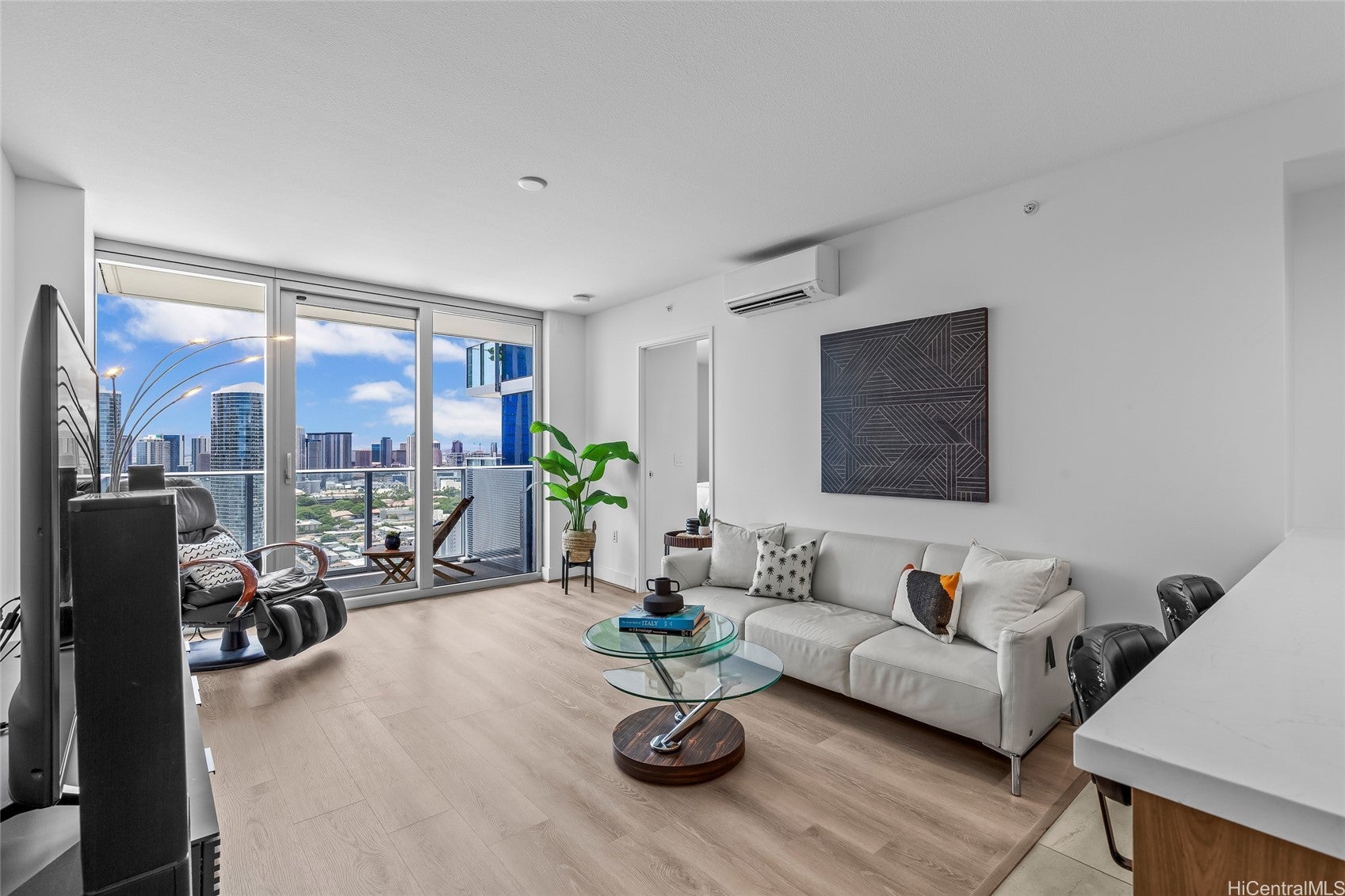 Azure Ala Moana - Hawaii Condo Source