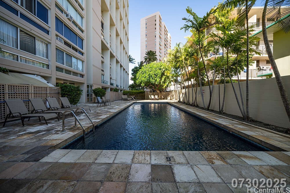 Honolulu Condominium
