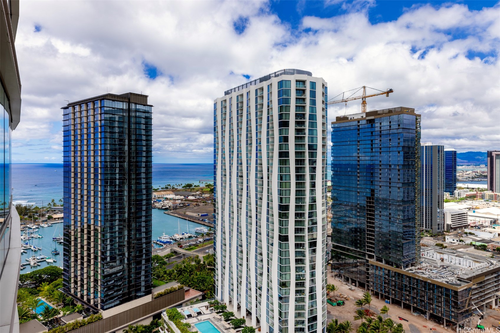 1001 Queen Street 3003