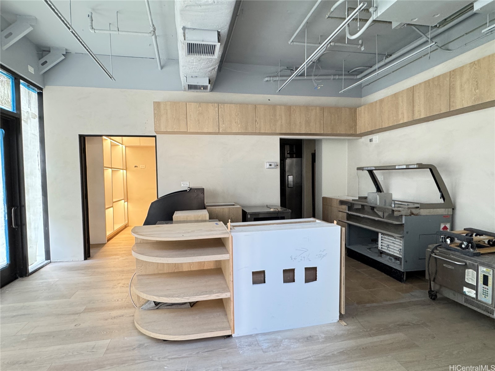602 Queen Street C1
