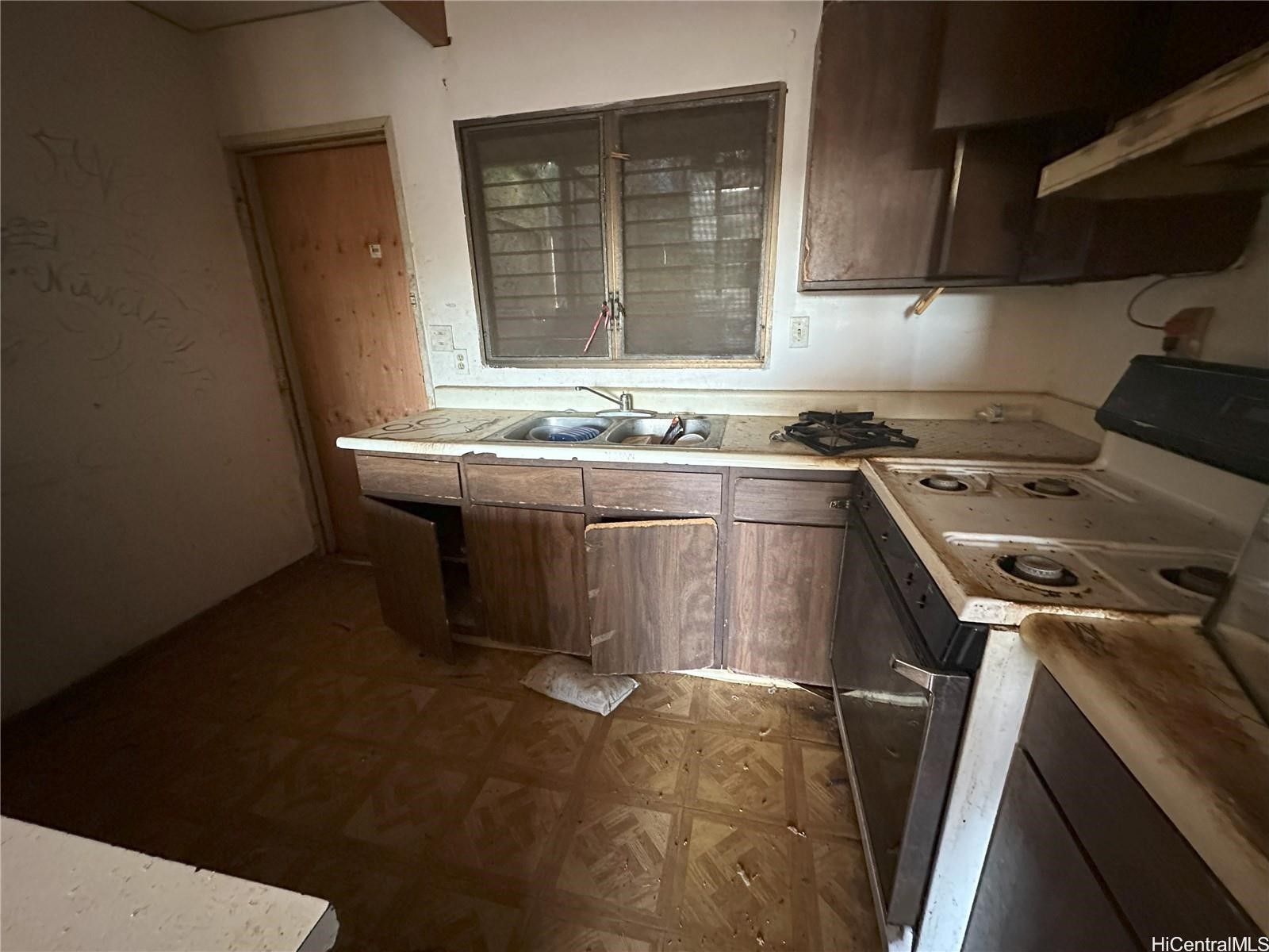 87-213 Helelua Place 1