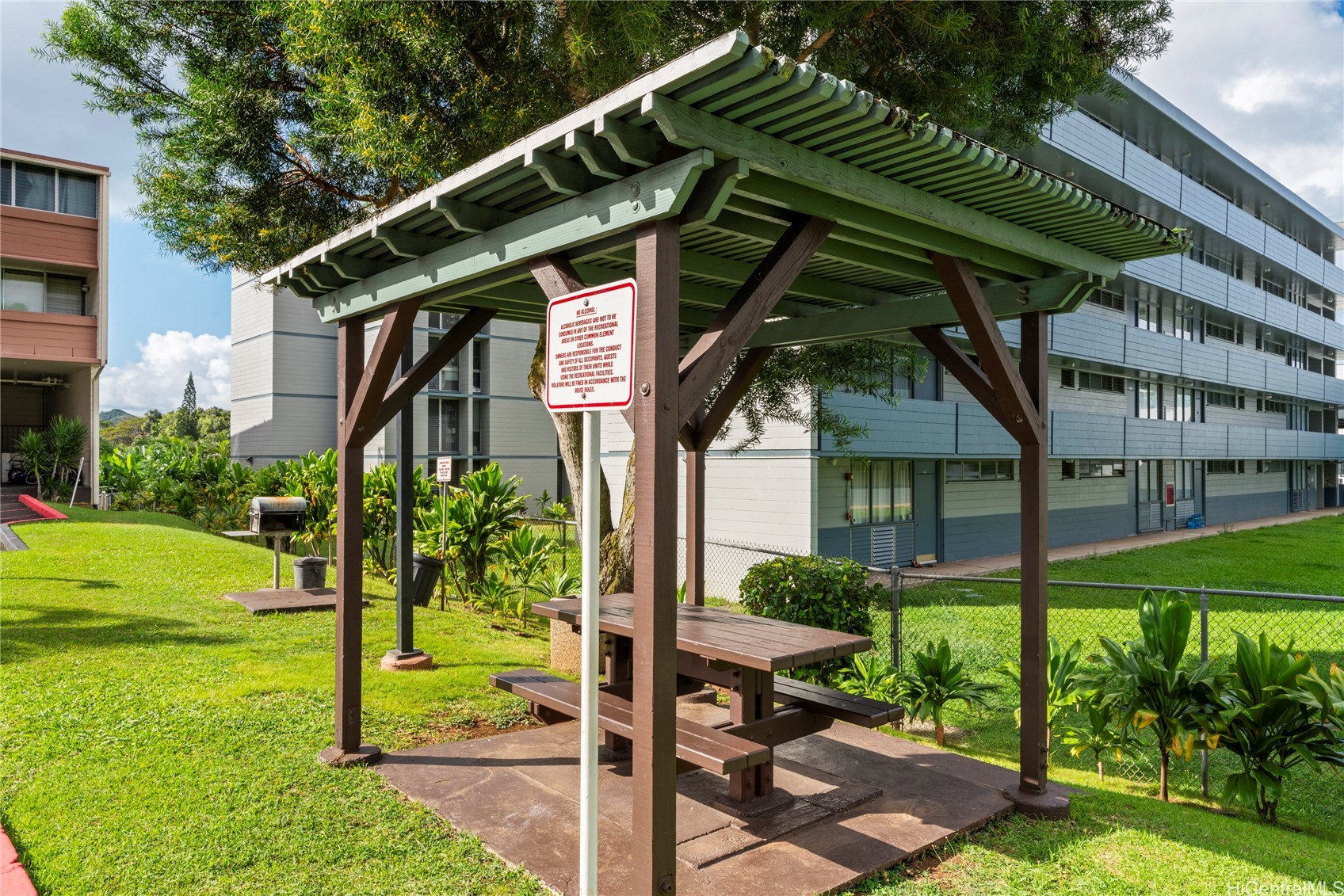 Hale Anaole Apts Condominium