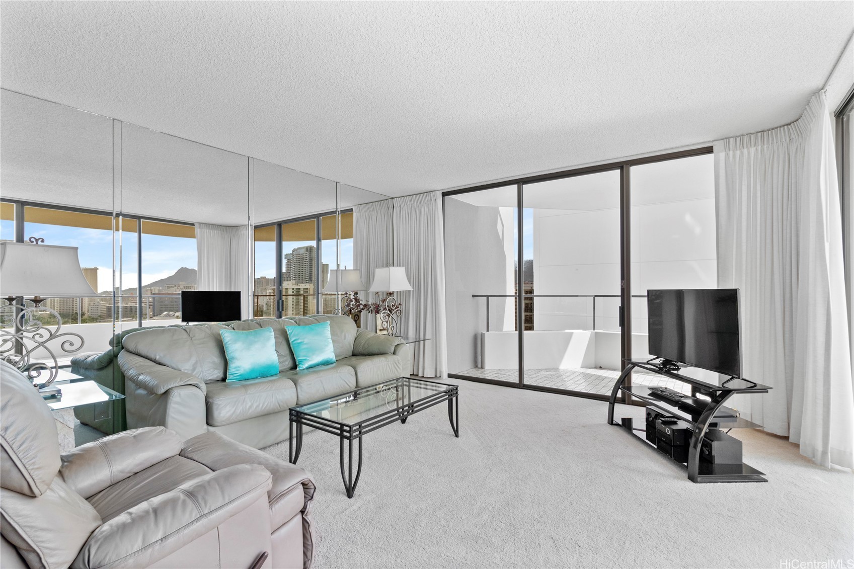 1910 Ala Moana Boulevard 19D