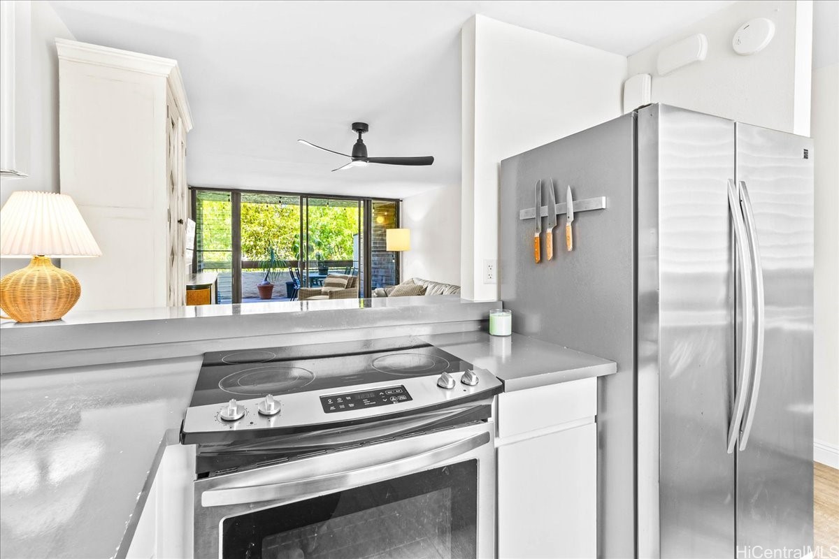 1015 Aoloa Place 250