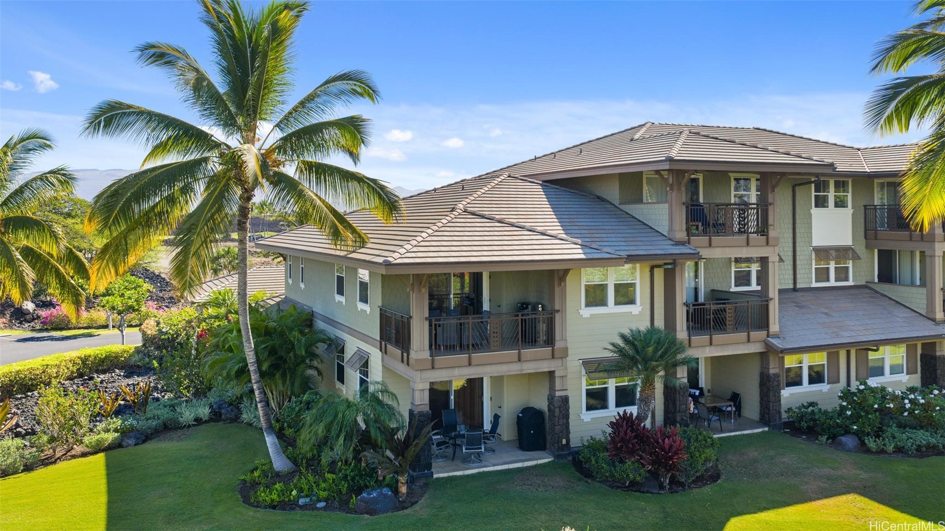 69-1033 Nawahine Place 18 D