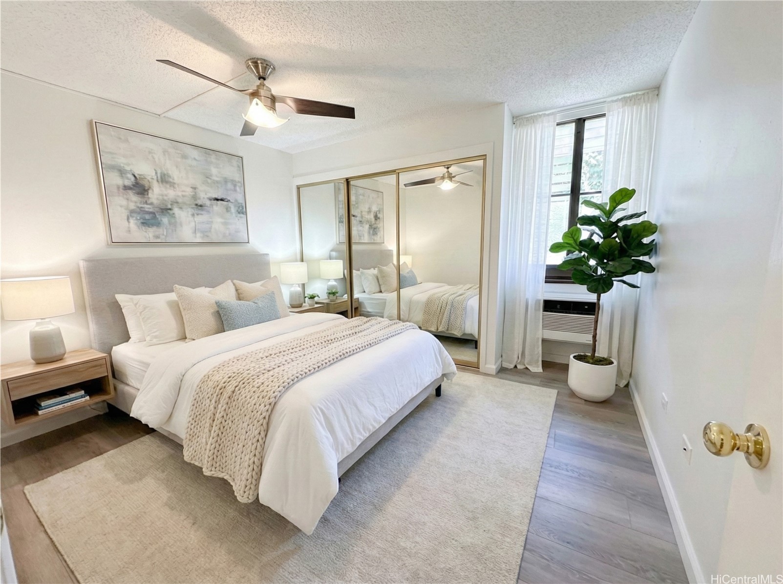521 Hahaione Street 2-10G