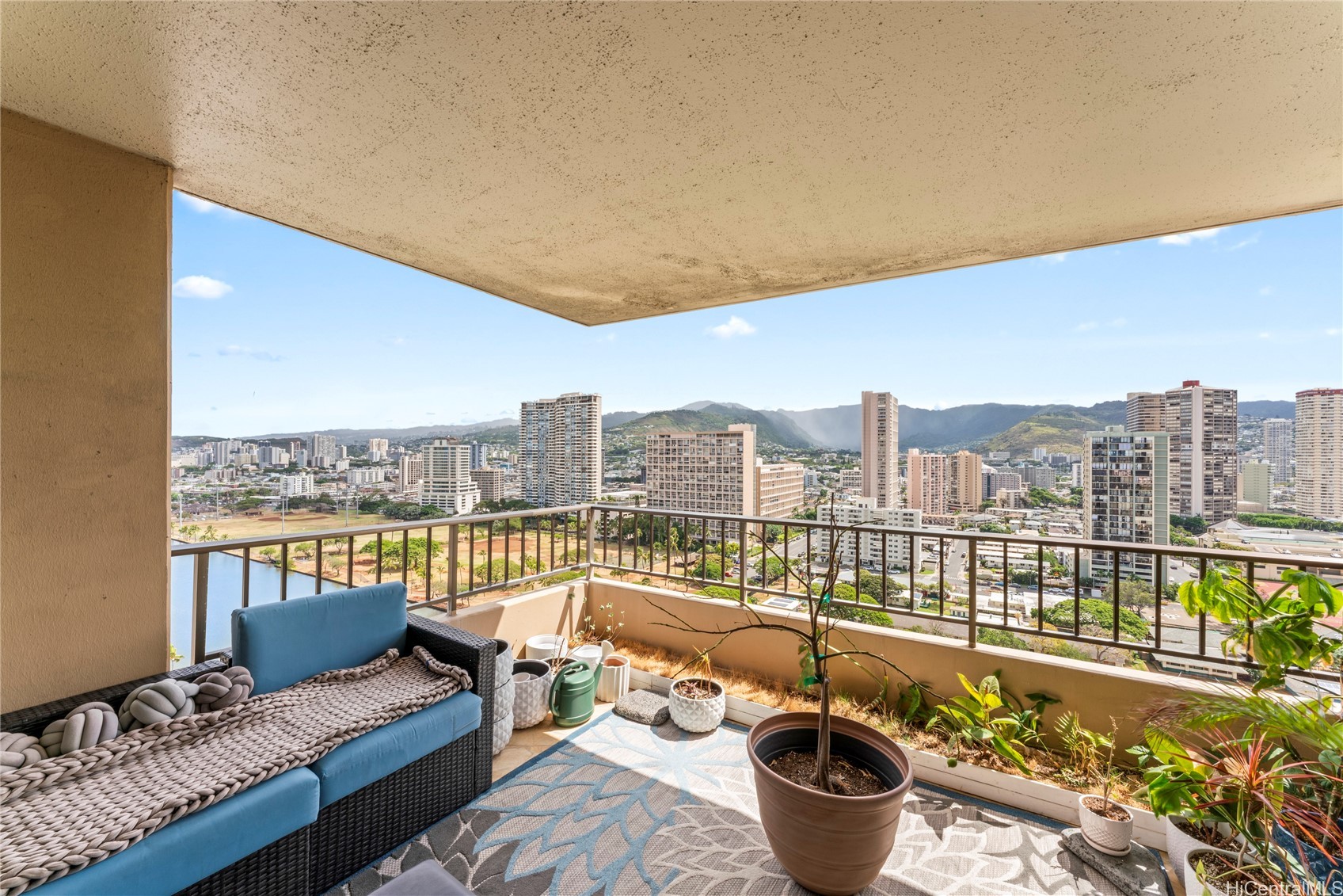 2121 Ala Wai Boulevard 2301