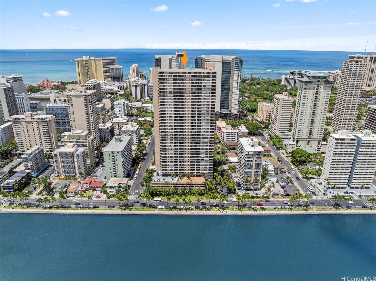 2121 Ala Wai Condominium