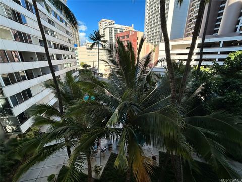 425 Ena Road 503B Honolulu HI 96815