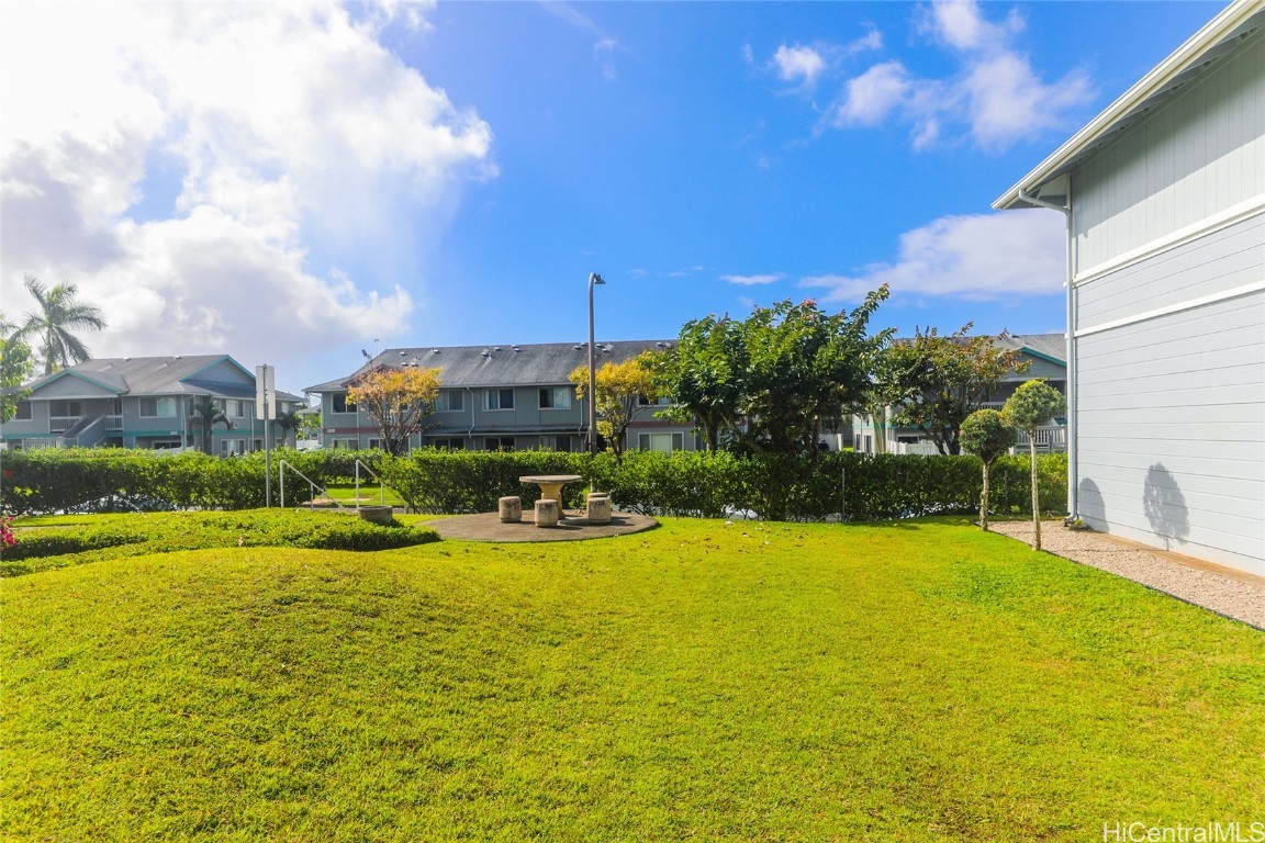 Crescent Lane 1 Condominium