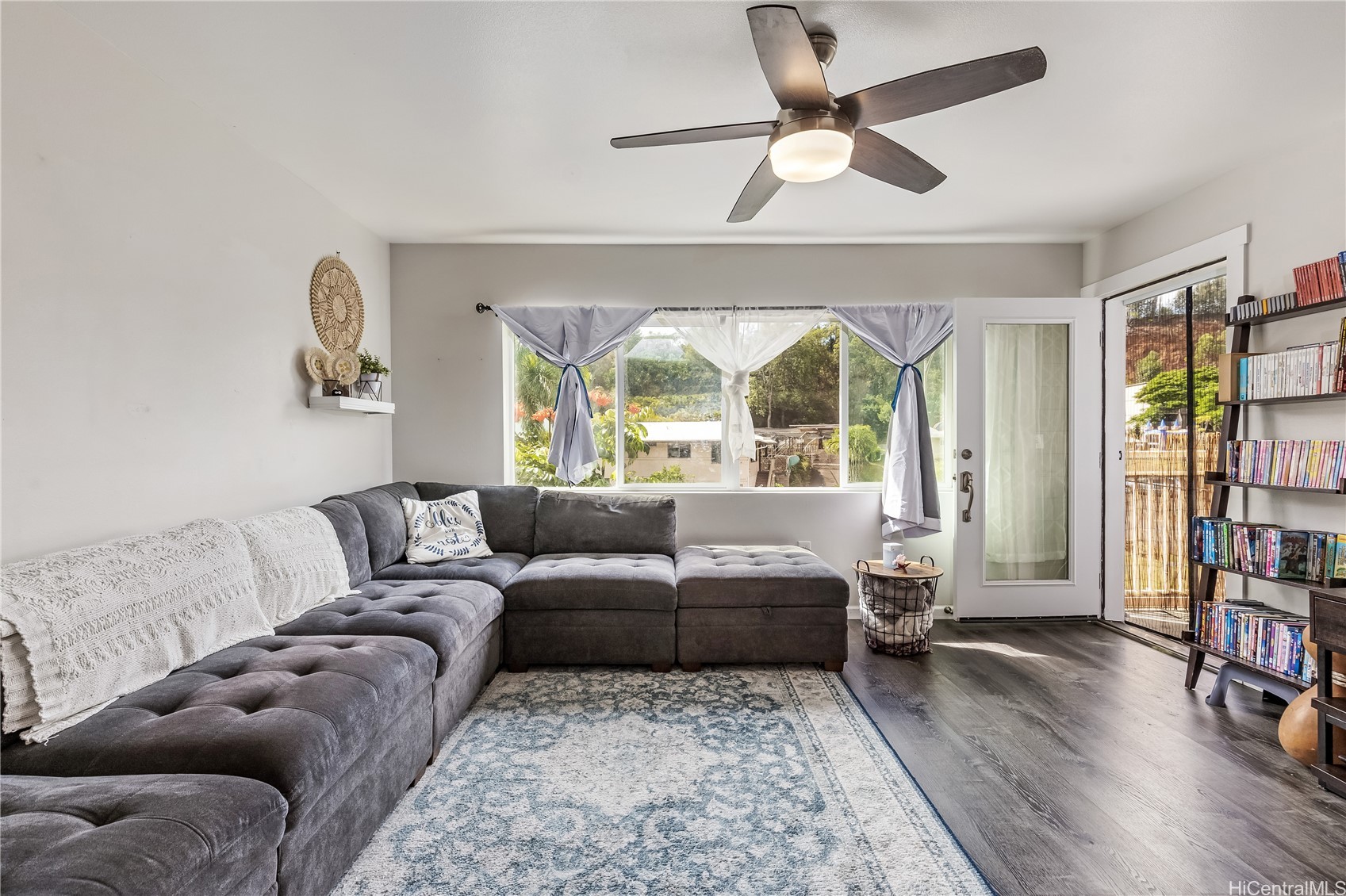 95-060 Waikalani Drive 301