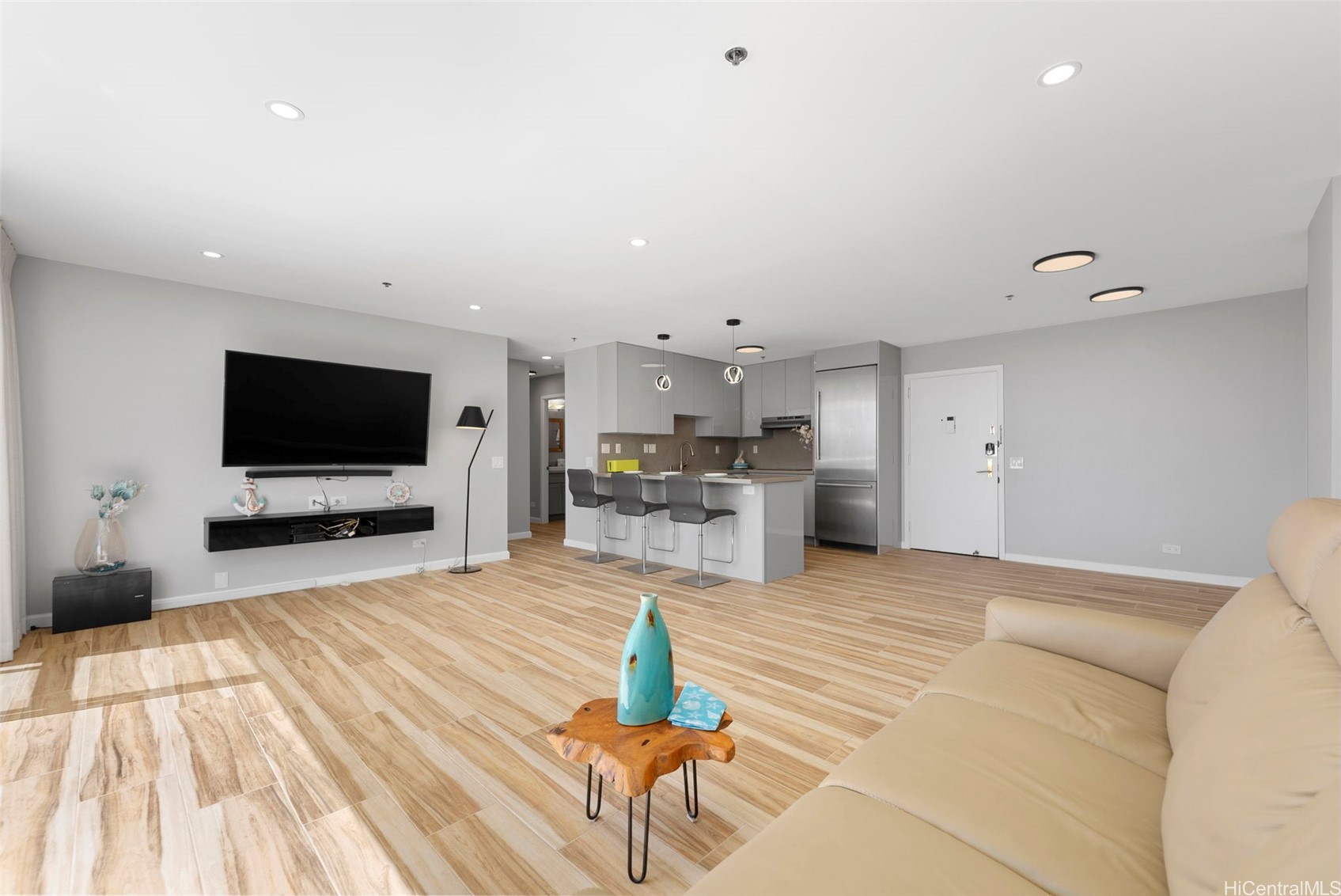 1777 Ala Moana Boulevard 2611