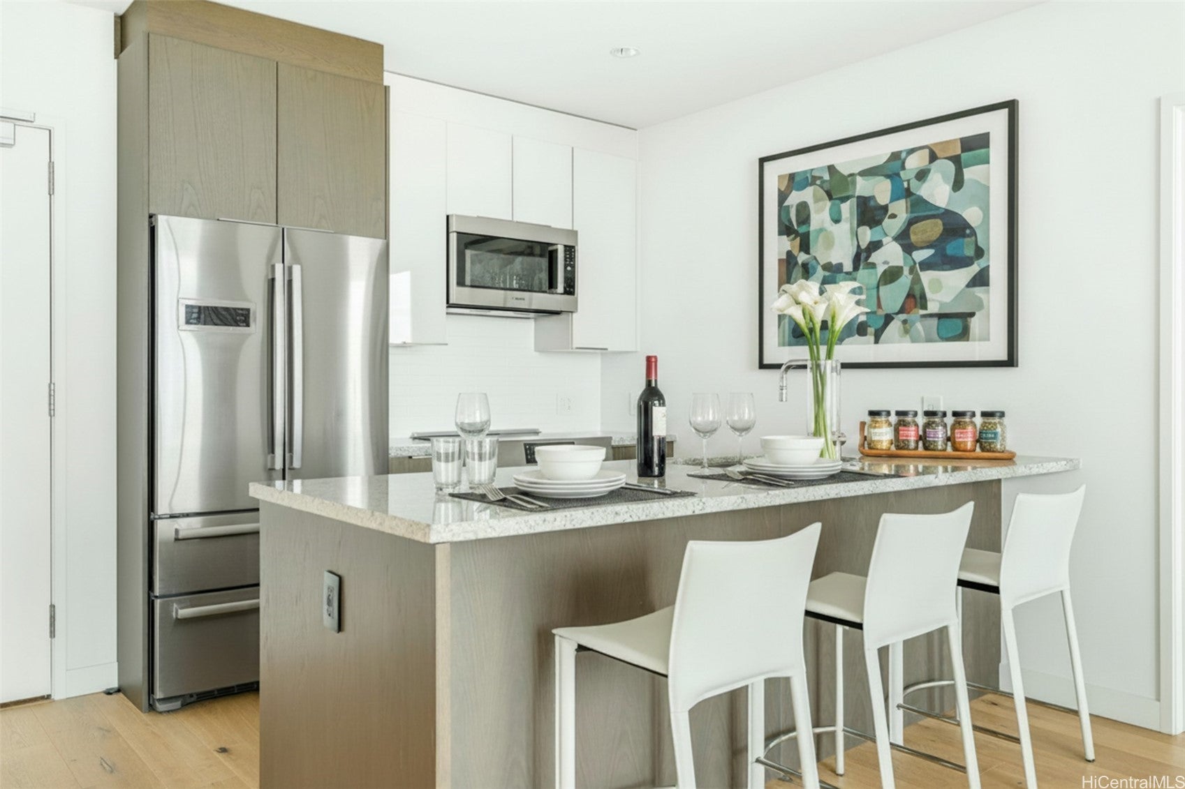 1001 Queen Street PH 4004