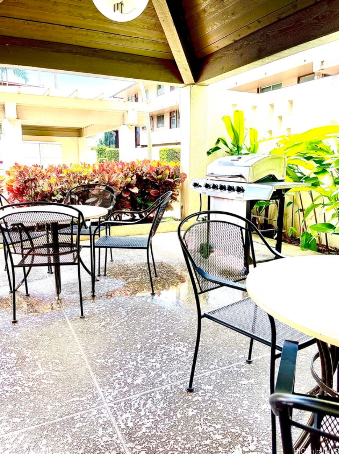 Wilder At Piikoi Condominium