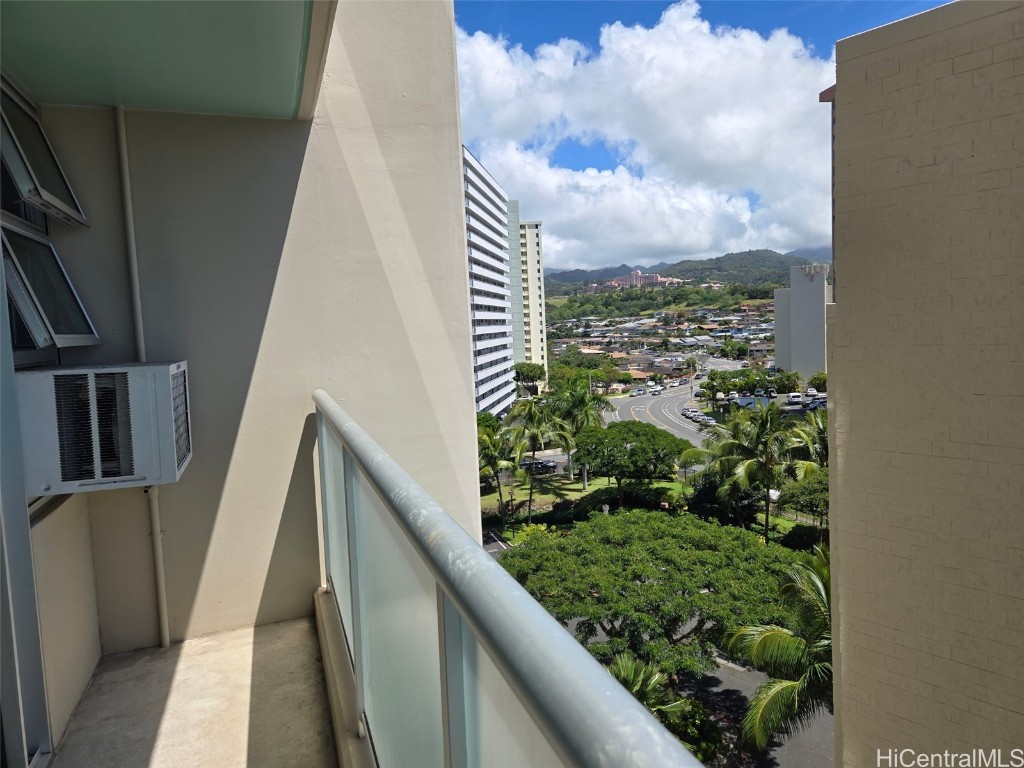Country Club Village 6 Condominium