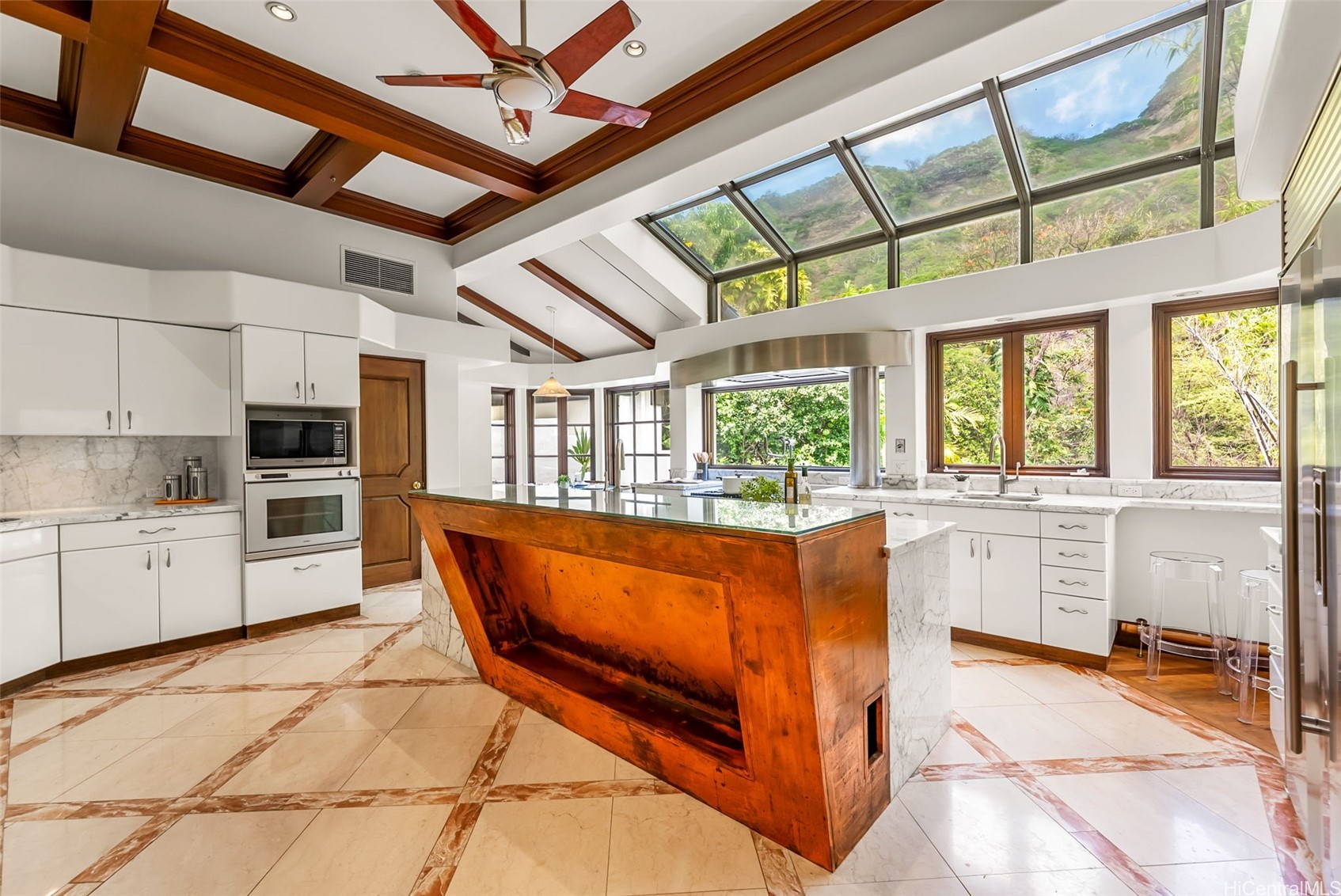 Honolulu, Hawaii, 96815, United States, 4 Bedrooms Bedrooms, ,6 BathroomsBathrooms,Residential,Active,2033377