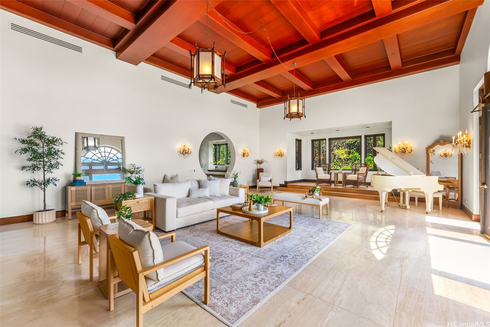 Honolulu, Hawaii, 96815, United States, 4 Bedrooms Bedrooms, ,6 BathroomsBathrooms,Residential,Active,2033377