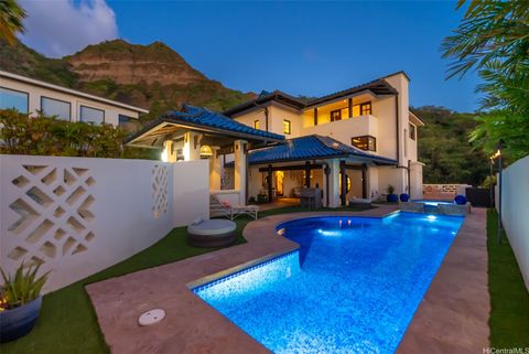 Photo of 2999 Makalei Place, Honolulu, HI 96815 (MLS # 202604465)