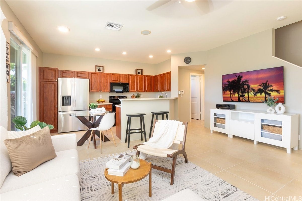 91-1001 Keaunui Drive 304